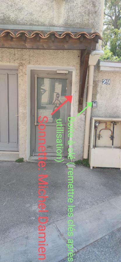 Logement Entier A 15 Mn D'Avignon, 10Mn D'Orange Deux Chambres Roquemaure  Esterno foto